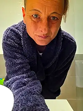 Pussy69Kat online show from 10.03.25