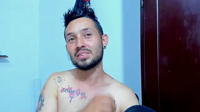 Bad Couple 1 online show from 10.29.25