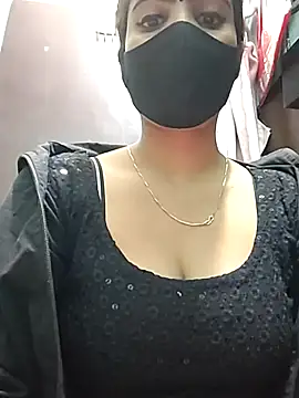 Snapshot of Kavita_ji chatting on 12.14.24 Kavita ji online show from 12.14.24