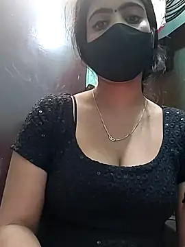 Snapshot of Kavita_ji chatting on 12.14.24 Kavita ji online show from 12.14.24