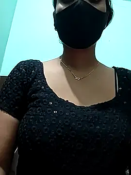 Snapshot of Kavita_ji chatting on 12.16.24 Kavita ji online show from 12.16.24