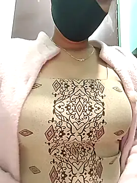 Snapshot of Kavita_ji chatting on 12.24.24 Kavita ji online show from 12.24.24