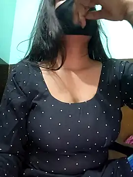 Snapshot of Kavita_ji chatting on 02.11.25 Kavita ji online show from 02.11.25