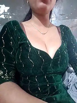 Snapshot of Kavita_ji chatting on 02.23.25 Kavita ji online show from 02.23.25