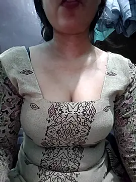 Snapshot of Kavita_ji chatting on 09.10.25 Kavita ji online show from 09.10.25