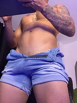 muscle boyhorny online show from 02.21.26