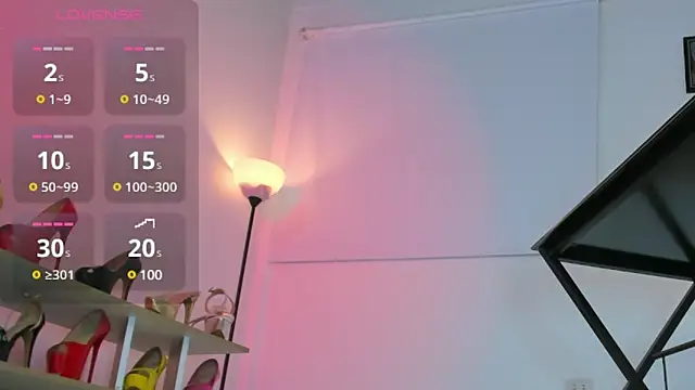 violettastrada online show from 12.13.24