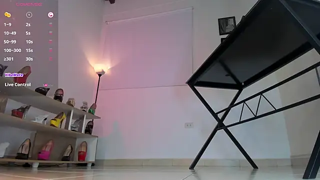 violettastrada online show from 01.11.25