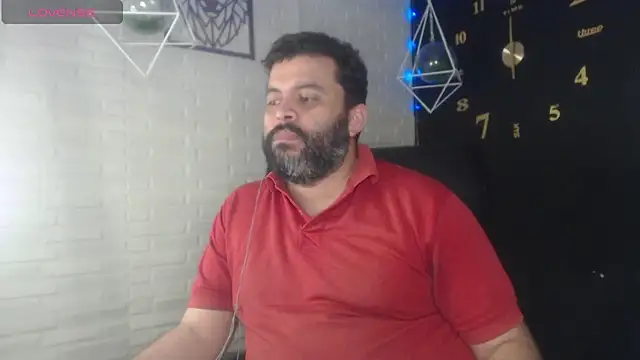 Santi Ruiz2 online show from 02.04.25