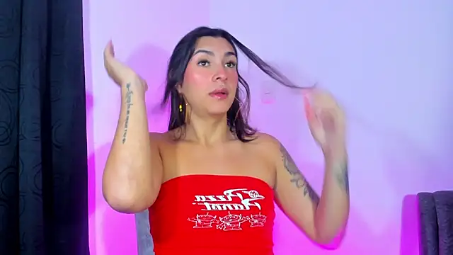 Camila Coxx online show from 12.15.24