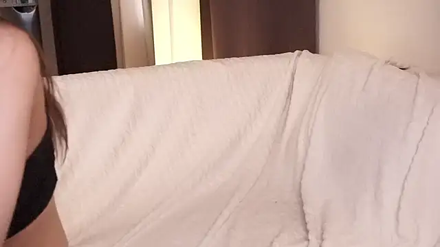 Snapshot of _pinkGold chatting on 02.22.25 pinkGold online show from 02.22.25