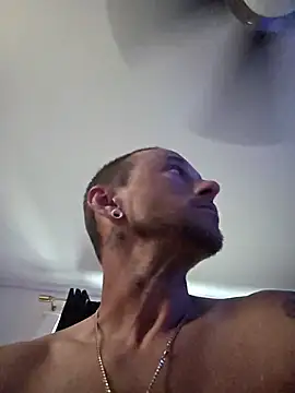 Twin2222 online show from 09.22.25
