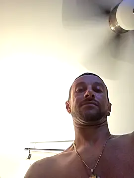 Snapshot of Twin2222 chatting on 10.21.25 Twin2222 online show from 10.21.25