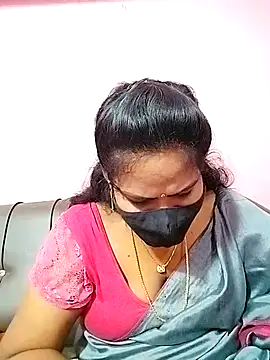 melina214 online show from 10.22.25