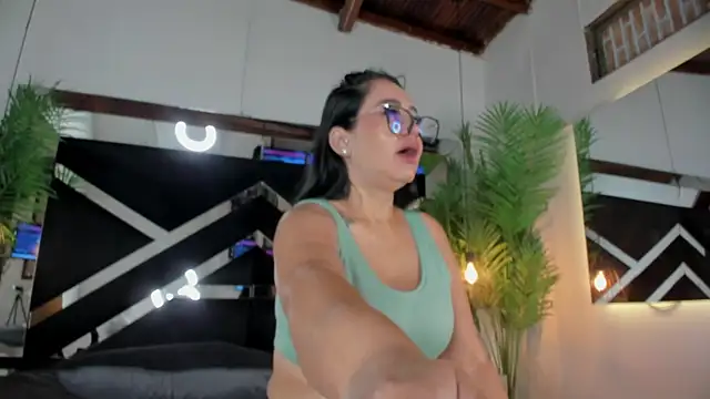 emily-fox online show from 04.14.26