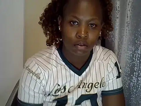 Snapshot of Sonnia_ chatting on 07.22.26 Sonnia online show from 07.22.26