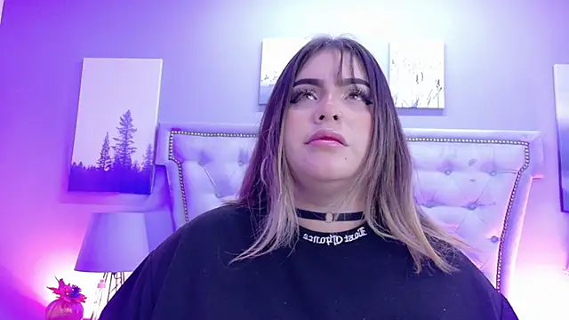 Snapshot of MeryStone chatting on 10.16.25 MeryStone online show from 10.16.25