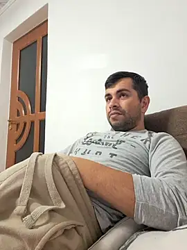 hornny1995 online show from 10.10.25