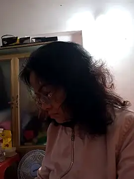 Hotestlove online show from 02.19.25