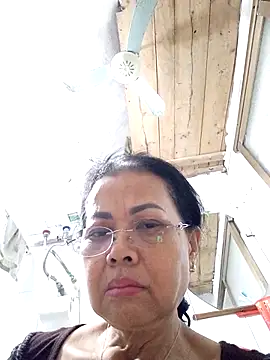 Hotestlove online show from 11.11.25