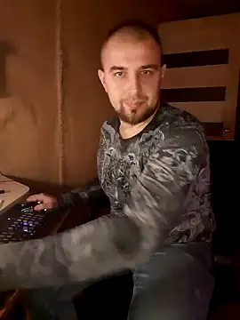 Snapshot of Foxyshaved chatting on 01.16.25 Foxyshaved online show from 01.16.25