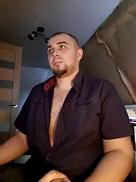 Snapshot of Foxyshaved chatting on 02.06.25 Foxyshaved online show from 02.06.25