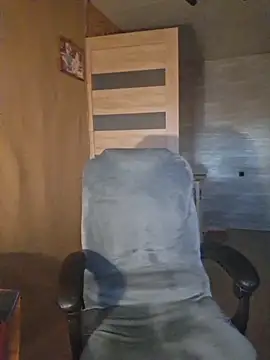 Snapshot of Foxyshaved chatting on 09.29.25 Foxyshaved online show from 09.29.25