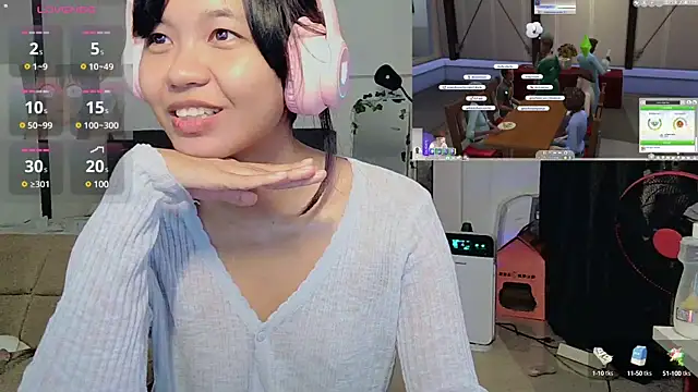 Snapshot of Kana_G chatting on 01.17.25 Kana G online show from 01.17.25