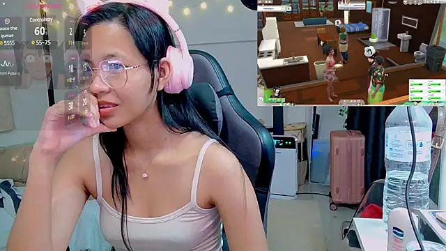 Snapshot of Kana_G chatting on 02.12.25 Kana G online show from 02.12.25