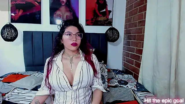 kyliejenner hot online show from 01.12.26