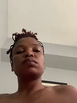 slimcateee online show from 02.17.25