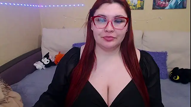 JuliaKeln online show from 02.19.25