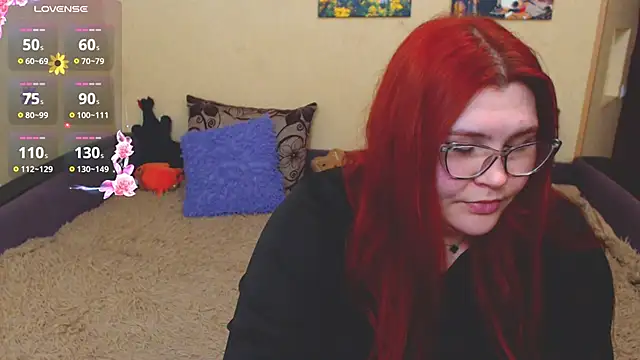 Snapshot of JuliaKeln chatting on 02.17.26 JuliaKeln online show from 02.17.26