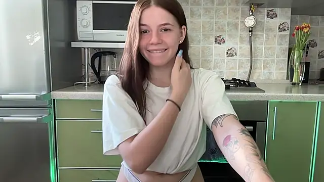 mia   mi online show from 03.10.25