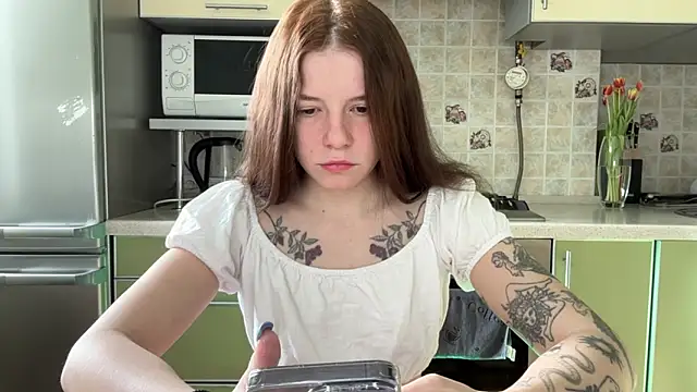 mia   mi online show from 03.11.25