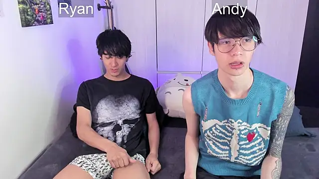 Aventure Twinks online show from 12.20.24