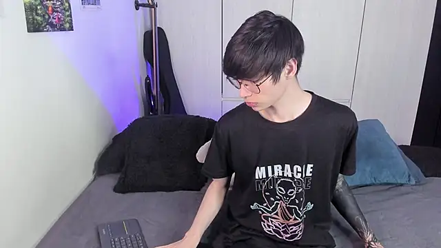 Aventure Twinks online show from 01.21.25