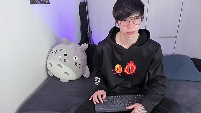 Aventure Twinks online show from 02.06.25