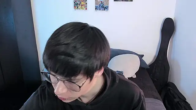 Aventure Twinks online show from 02.12.26