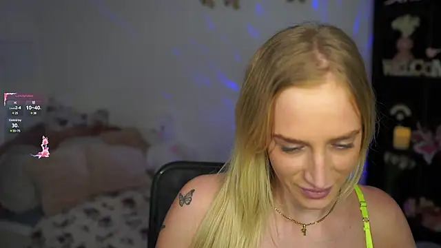 Nicolette  Shea  online show from 01.15.25