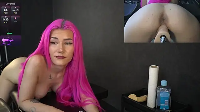 ClaraStylezZ online show from 01.05.25