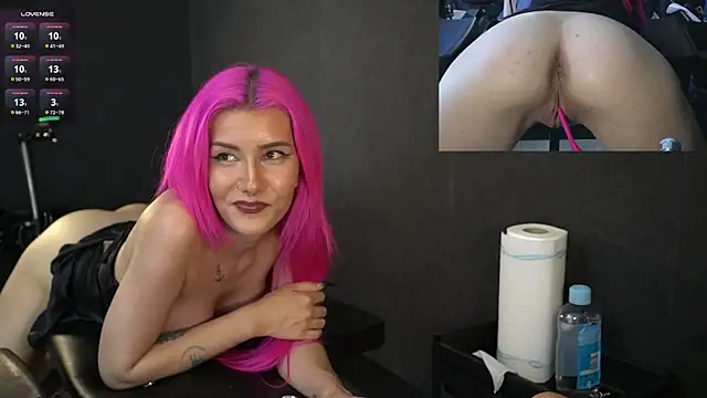 ClaraStylezZ online show from 01.05.25