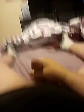 Snapshot of guy454518 chatting on 09.20.25 guy454518 online show from 09.20.25