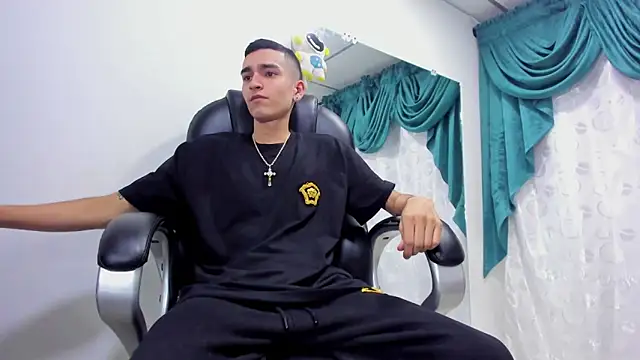 Ethan Booy online show from 02.17.25