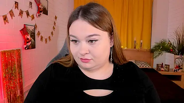 Snapshot of KimberlyMaran chatting on 12.17.24 KimberlyMaran online show from 12.17.24