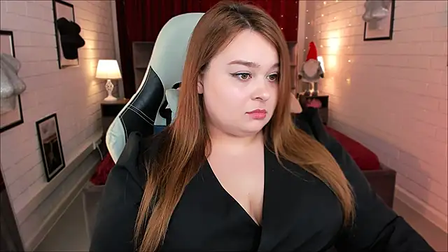 Snapshot of KimberlyMaran chatting on 02.09.25 KimberlyMaran online show from 02.09.25