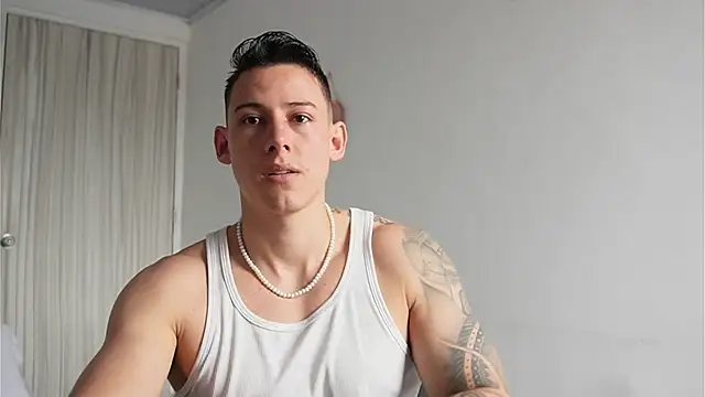 Muscle King Cum online show from 04.17.26