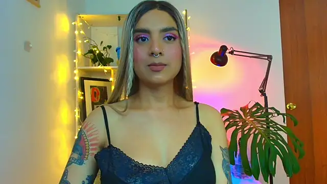 Snapshot of Yeriawaddell_ chatting on 01.28.25 Yeriawaddell online show from 01.28.25