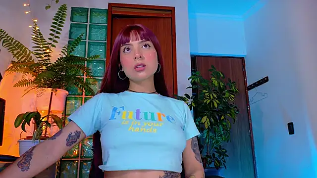 Snapshot of Yeriawaddell_ chatting on 10.12.25 Yeriawaddell online show from 10.12.25