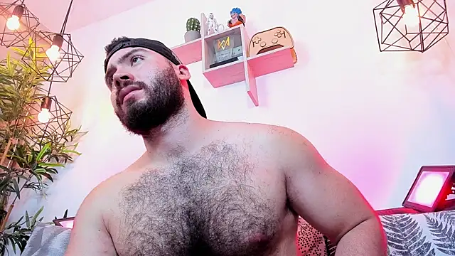 Snapshot of SebastianVilla_ chatting on 06.20.26 SebastianVilla online show from 06.20.26